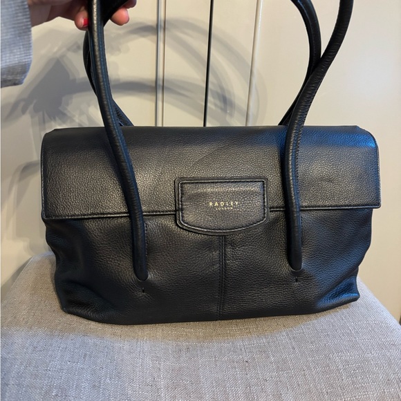 RADLEY LONDON Handbags - RADLEY London Pebble Leather Shoulder Bag - Burnham Beeches - Black